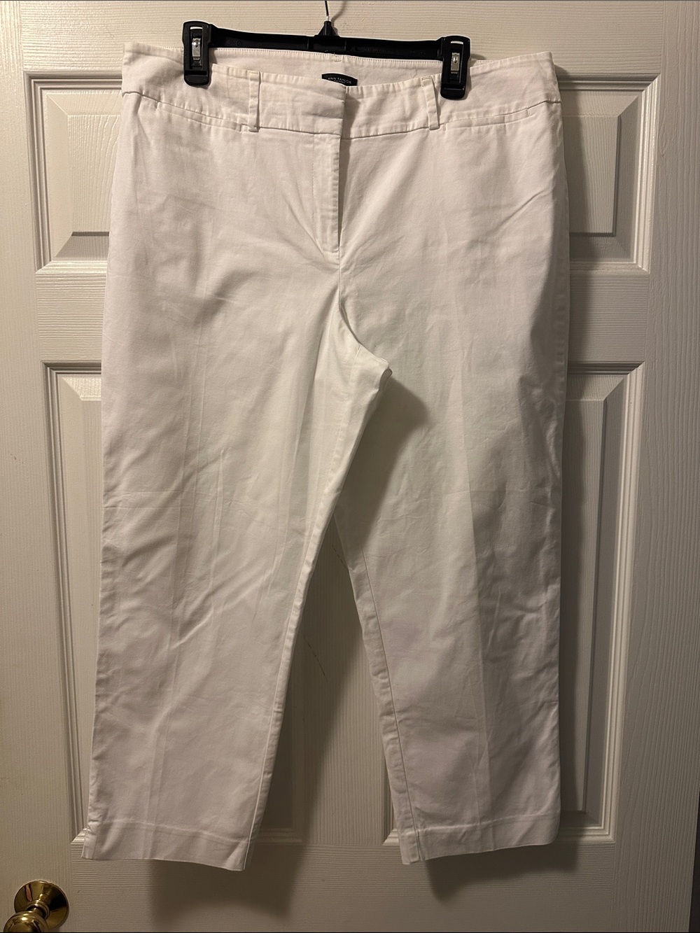Ann Taylor Factory Curvy White Cropped Stretch Pants - Size 14